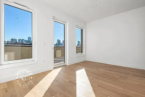 58 Vanderbilt Ave #4E Photo 1