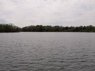 833 Newton Dr, Kent, OH 44240