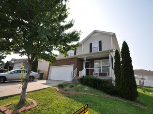 1114 Geneil Ln, La Vergne, TN 37086