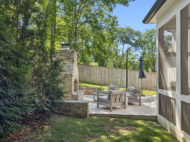 2203 Hobbs Rd — Photo 85