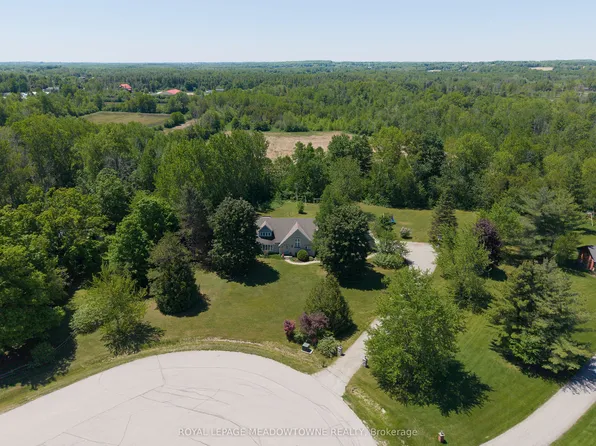 11276 Amos Dr, Milton, ON L0P 1B0