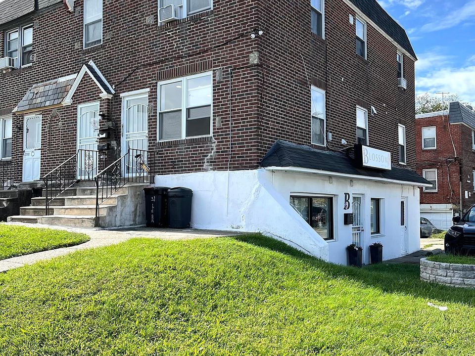 1st image of 2100 Magee Ave Floor 1