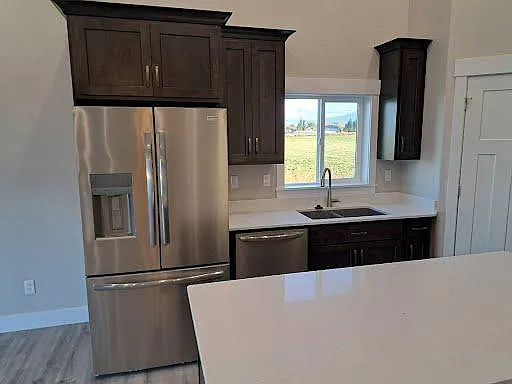 348 S 2300 W — Photo 7