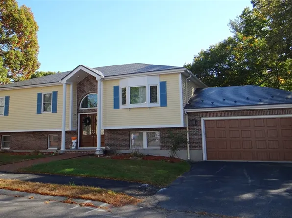 35 Sanders Dr, Saugus, MA 01906