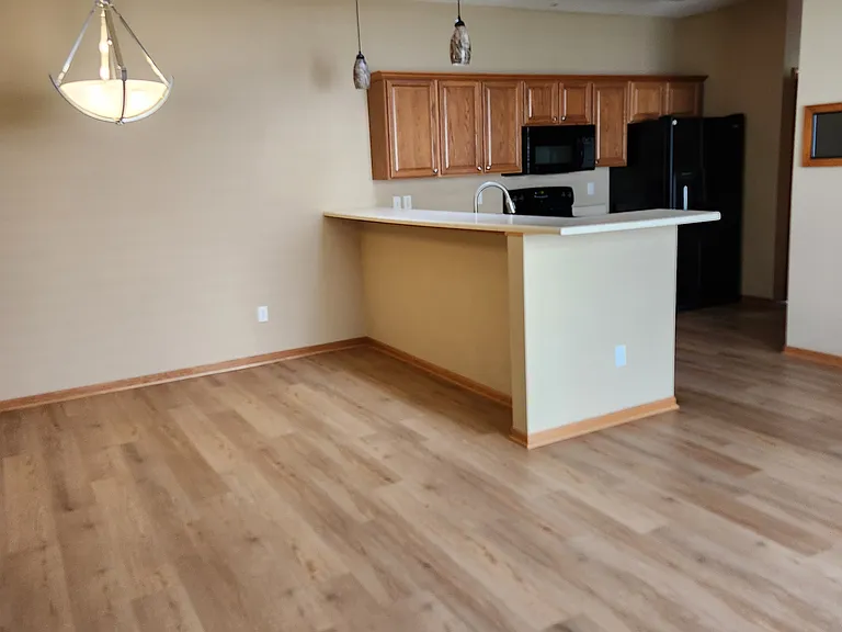 719 Kitterman Cir — Photo 5