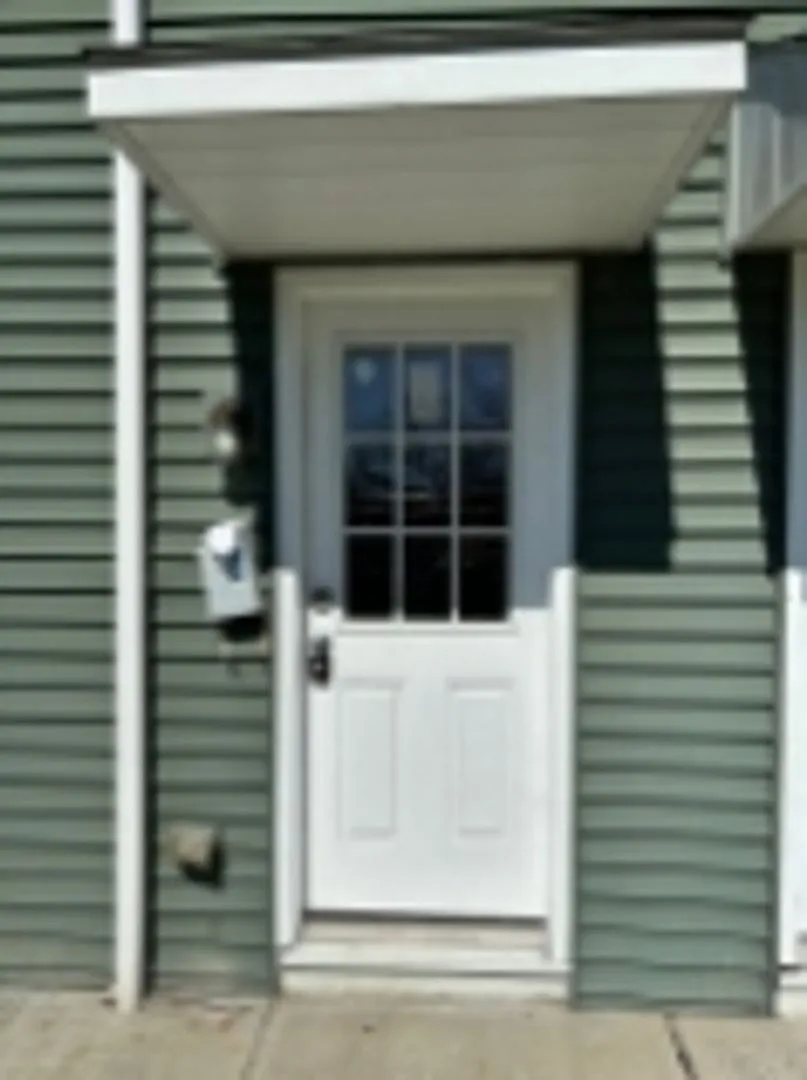 634 Reed — Photo 1
