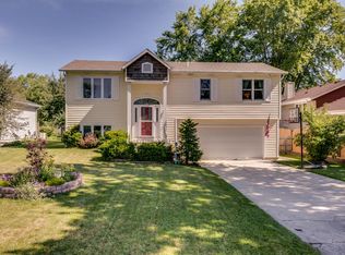 1014 95th St, Pleasant Prairie, WI 53158