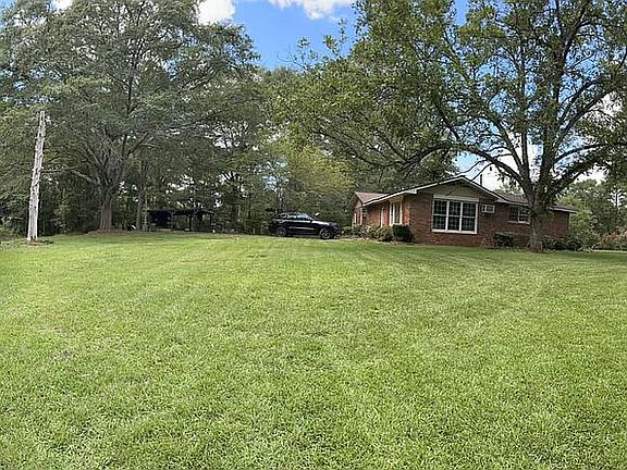 3rd image of 137 Sweet Shrub Dr