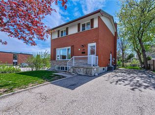 37 Gottscheer Ct, Kitchener, ON N2M3L3