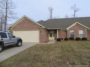 146 Magnolia Dr, Scottsburg, IN 47170