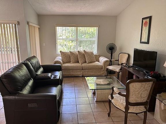 5th image of 11201 NW 7th St APT 204