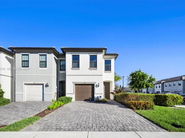 2121 Appleton Cir S, Oakland Park, FL 33309
