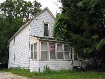 1st image of 512 N County St