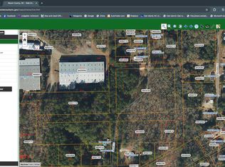 Moore St, Aberdeen, NC 28315