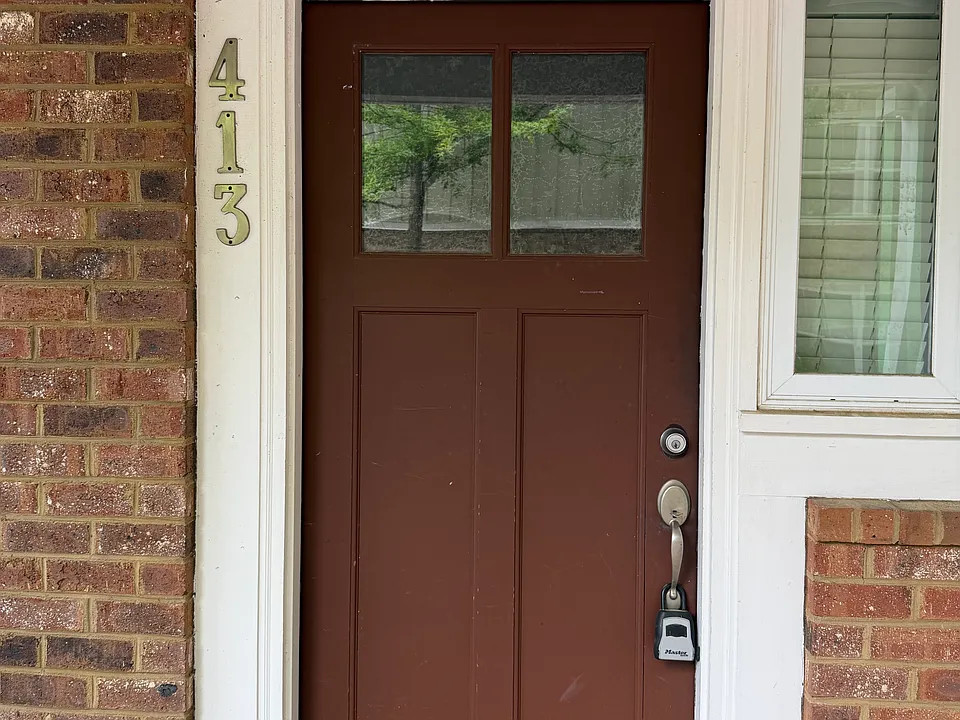 490 Barnett Shoals Rd #413
