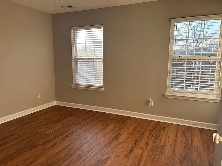 14104 Bernardy Ln — Photo 34