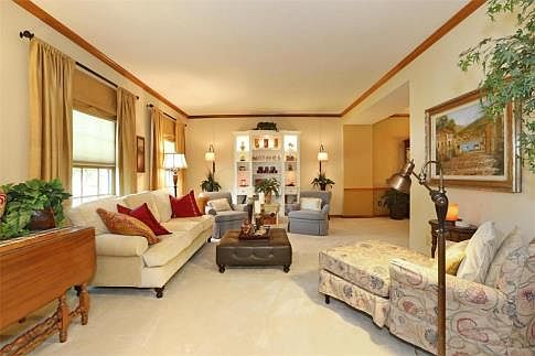 4th image of 5145 Saint Andrews Dr