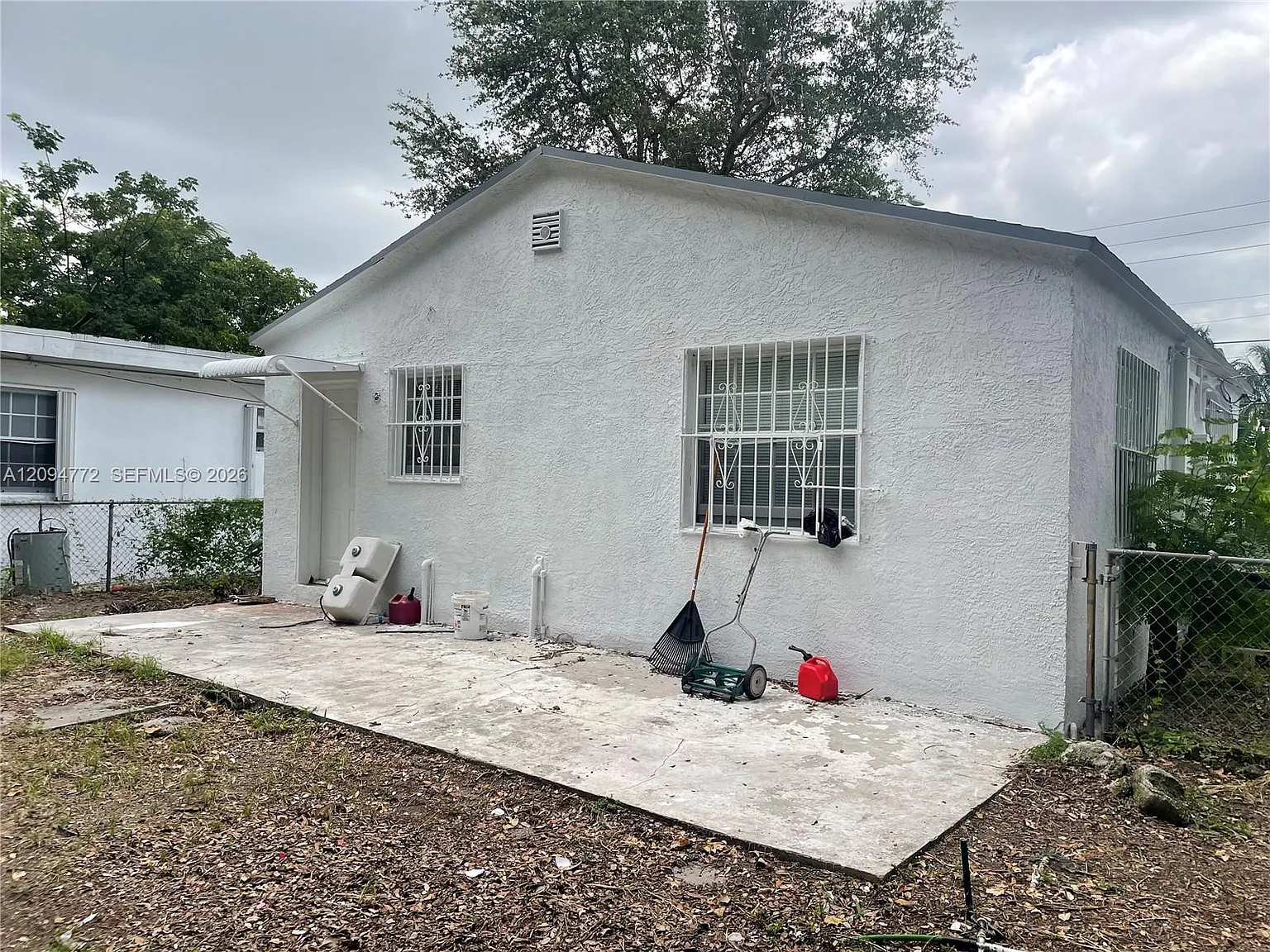 2 bed, 1.0 bath, $2,500 — Photo 4
