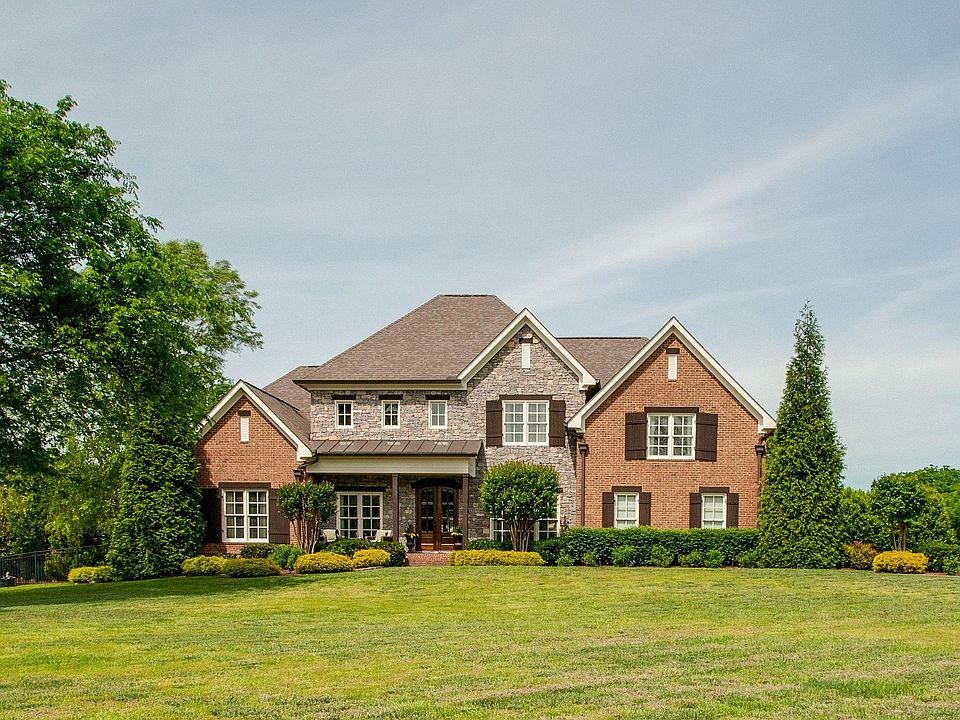 1st image of 2462 Durham Manor Dr