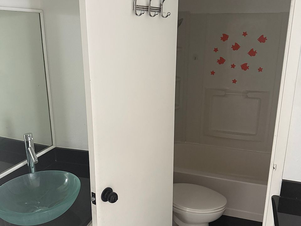 1st image of 7520 Hornwood Dr APT 1605