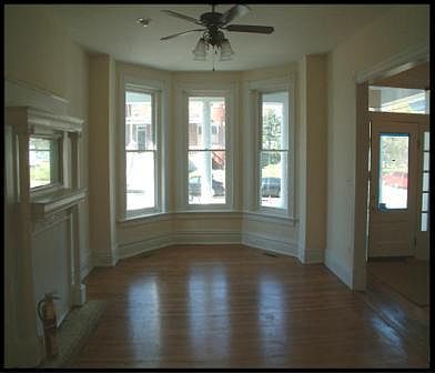 2nd image of 1503 Porter St