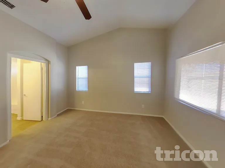 8520 W Sonora St — Photo 8