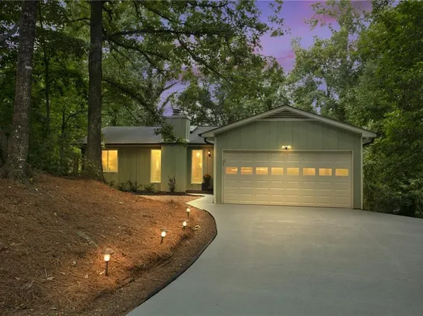 3536 Cub Cir, Gainesville, GA 30506