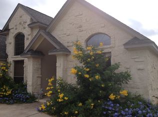 85 Wandas Ct, Martindale, TX 78655