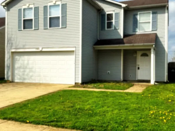 2302 Summerwood Ln, Greenwood, IN 46143