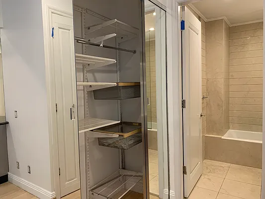 Rented by Owner | media 9