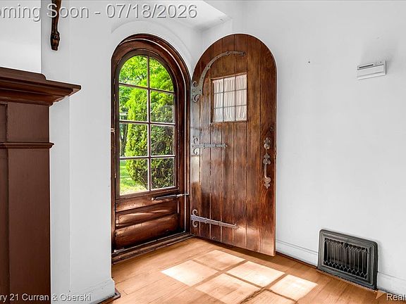 3rd image of 9428 Ball St
