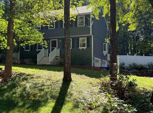 18 Lund Dr, Hudson, NH 03051