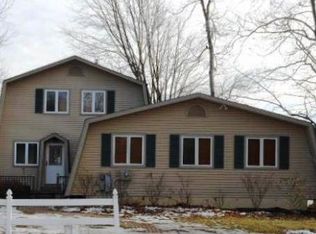 6951 Monroe Rd, Springport, MI 49284