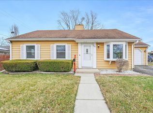 525 Dalhart Ave, Romeoville, IL 60446