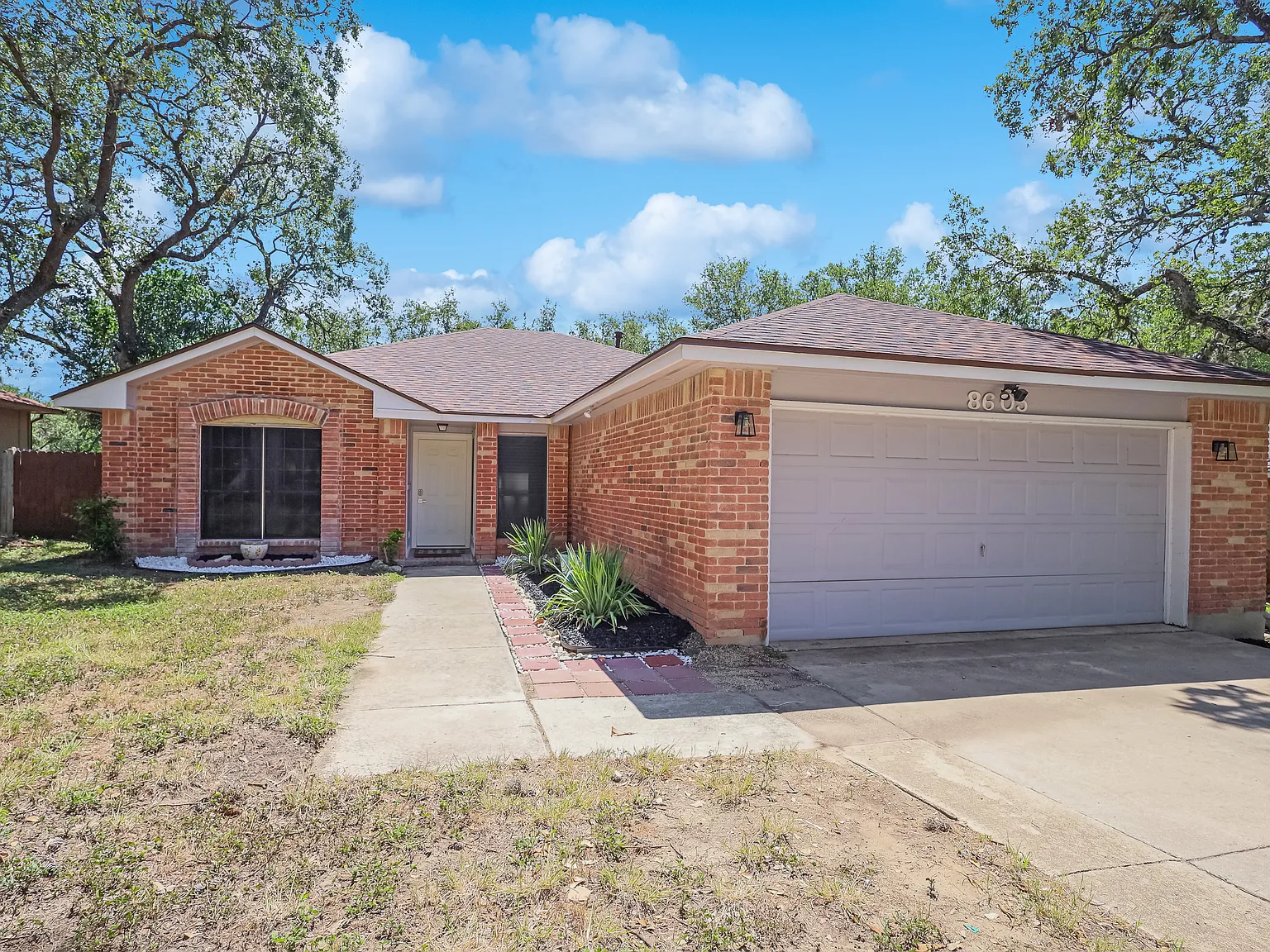 3 bed, 1690 sqft, $2,095 — Photo 4