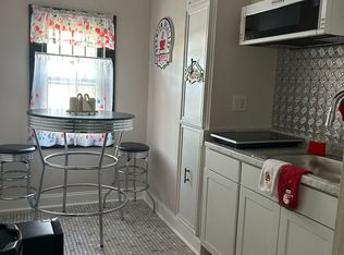 311 E Bridgers St, Burgaw, NC 28425