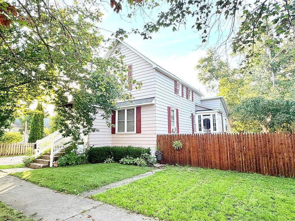 1st image of 709 S 4th Ave
