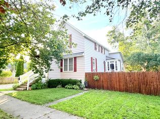 709 S 4th Ave, Alpena, MI 49707