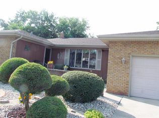 3041 Lakeside Dr, Highland, IN 46322