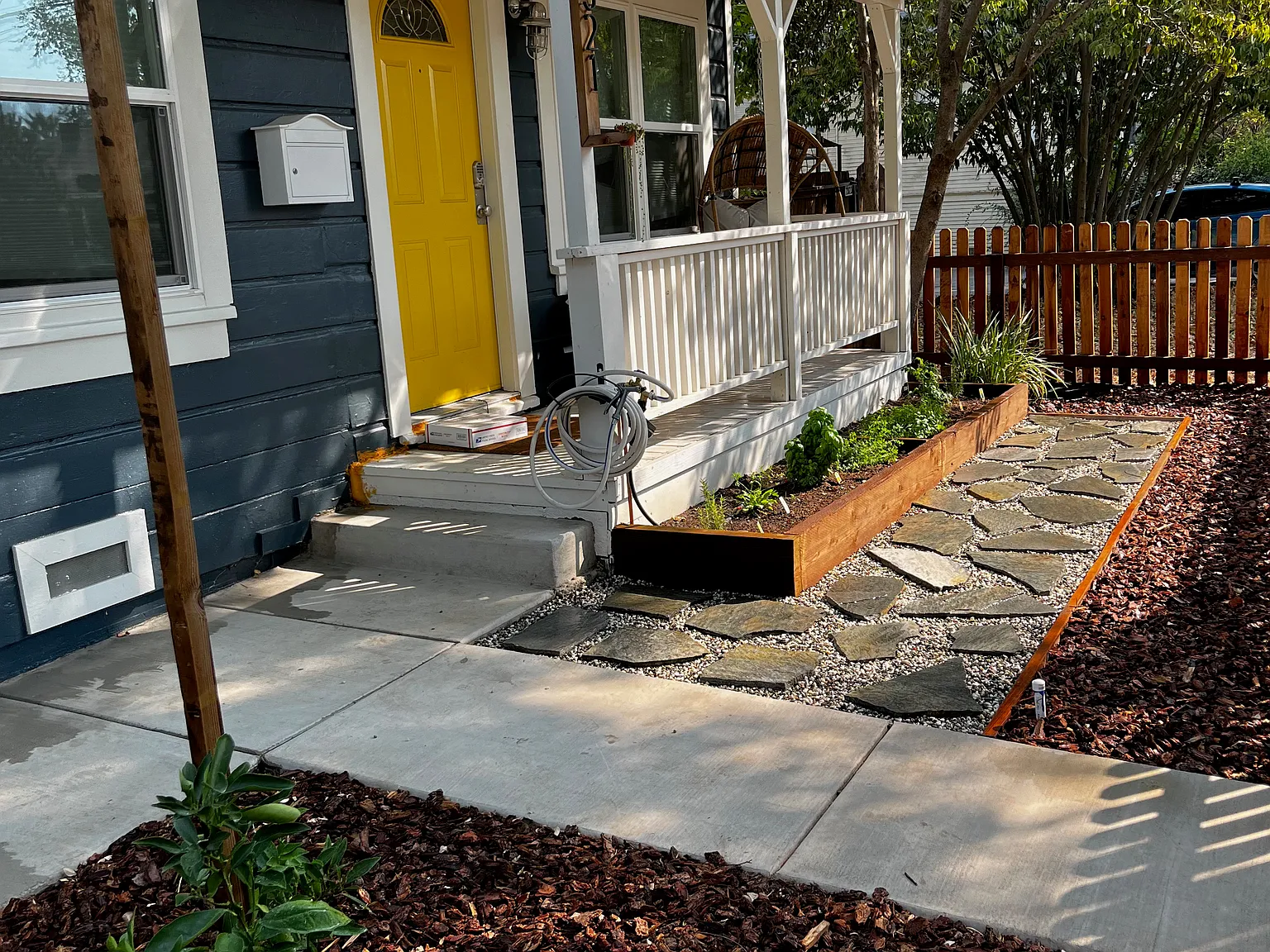 2321 32nd St — Photo 3