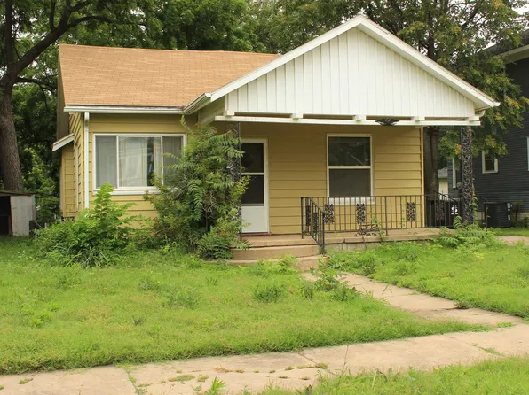 756 S 5th St, Salina, KS 67401