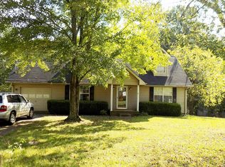 1717 Broadripple Dr, Clarksville, TN 37042