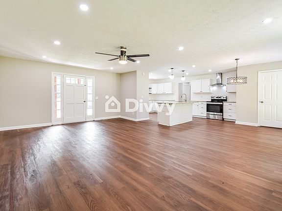 3rd image of 5446 Mill Valley Dr