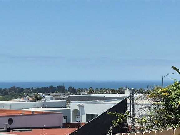 3rd image of 721 Vista Pacifica Cir