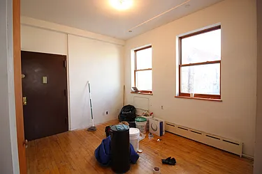 Rented by Bedford 6 Real Estate
