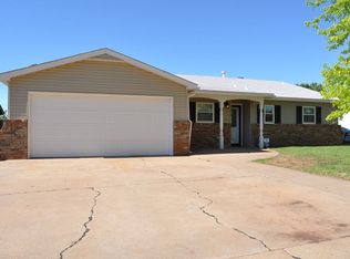 2414 Maple Ave, Woodward, OK 73801