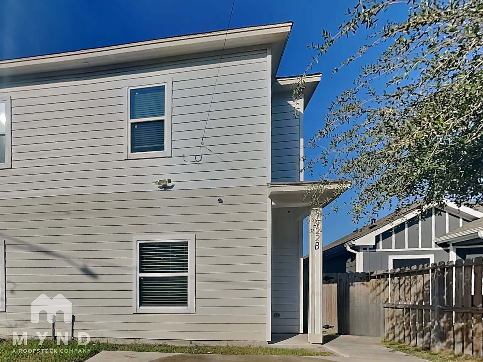 4 bed, 2.0 bath, 1620 sqft, $1,855 — Photo 2
