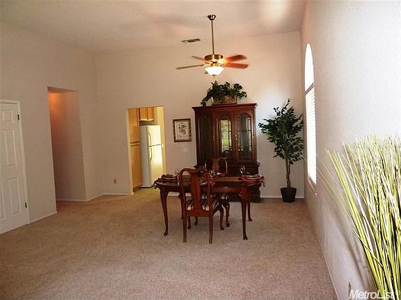 5th image of 1369 Tyler Dr