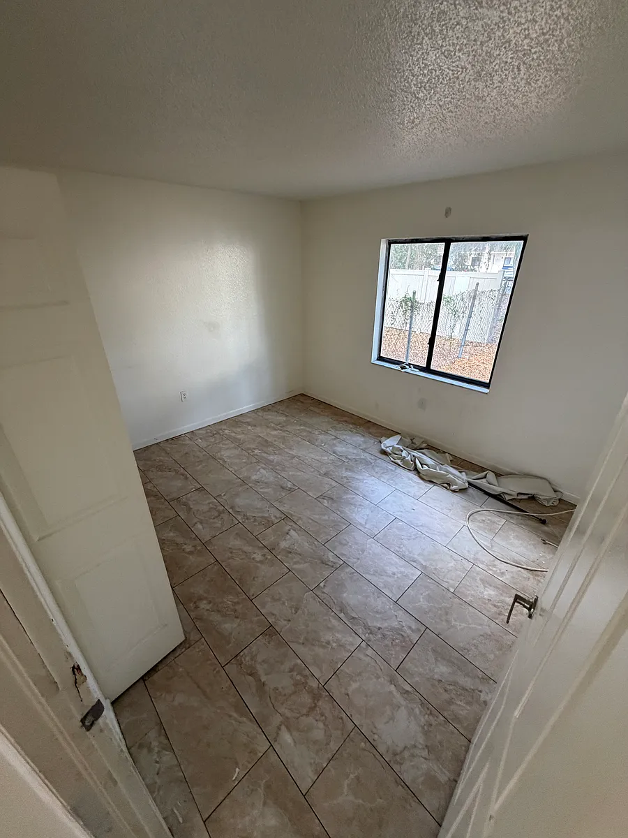 Building Photo - 1409 Alpine Rd #1