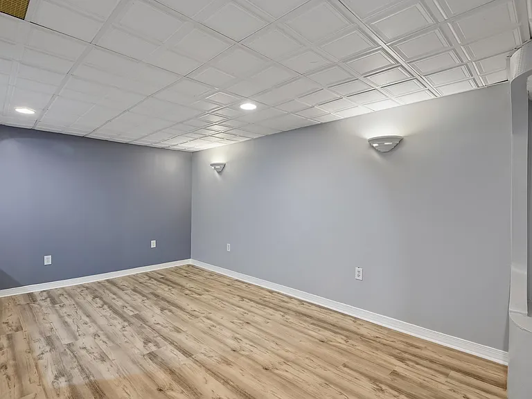 345 Volley Rd — Photo 18